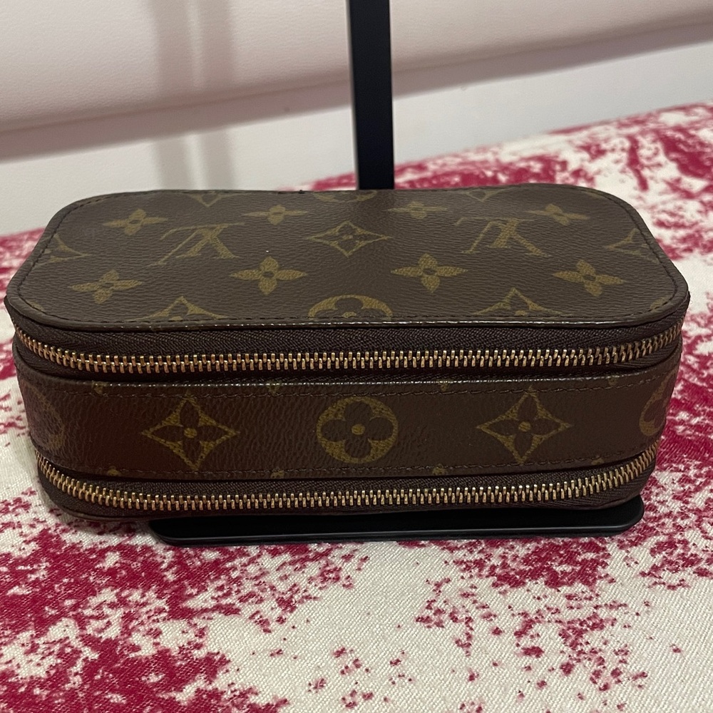 Louis Vuitton Brown Monogram Cosmetic Bag - Picture 4 of 13